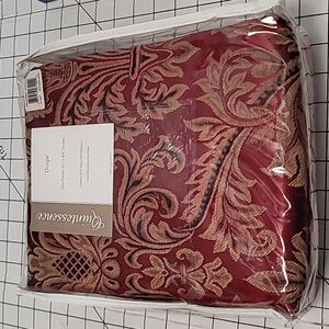 Quintessence Draperies 2 Panels 42" x 84"‎ Renaissance #1